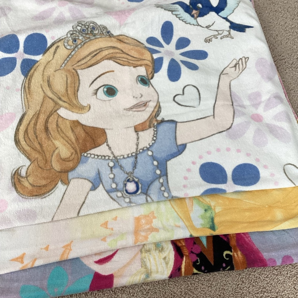 Disney Princess beach towel bundle | Elsa Anna Sofia Aurora Cinderella belle